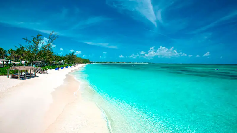 Playa Grace Bay Beach en Providenciales, Islas Turcas y Caicos