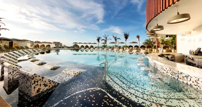 Hard Rock Hotel Tenerife en Playa Paraíso