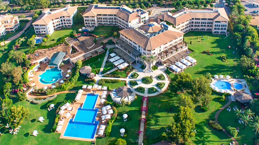 Hotel St Regis Mardavall Mallorca Resort en Costa d’en Blanes