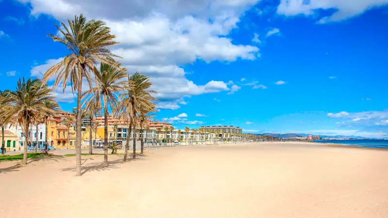 Playa de la Patacona en Alboraya, Valencia
