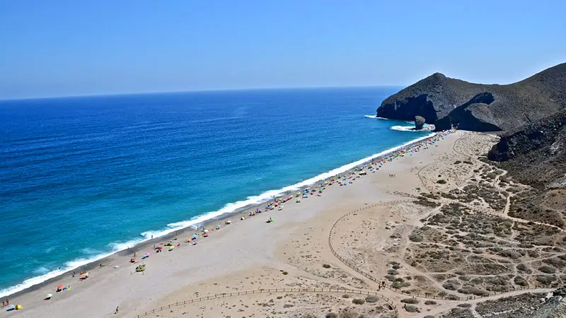 Playa de los Muertos en Almería, Andalucía