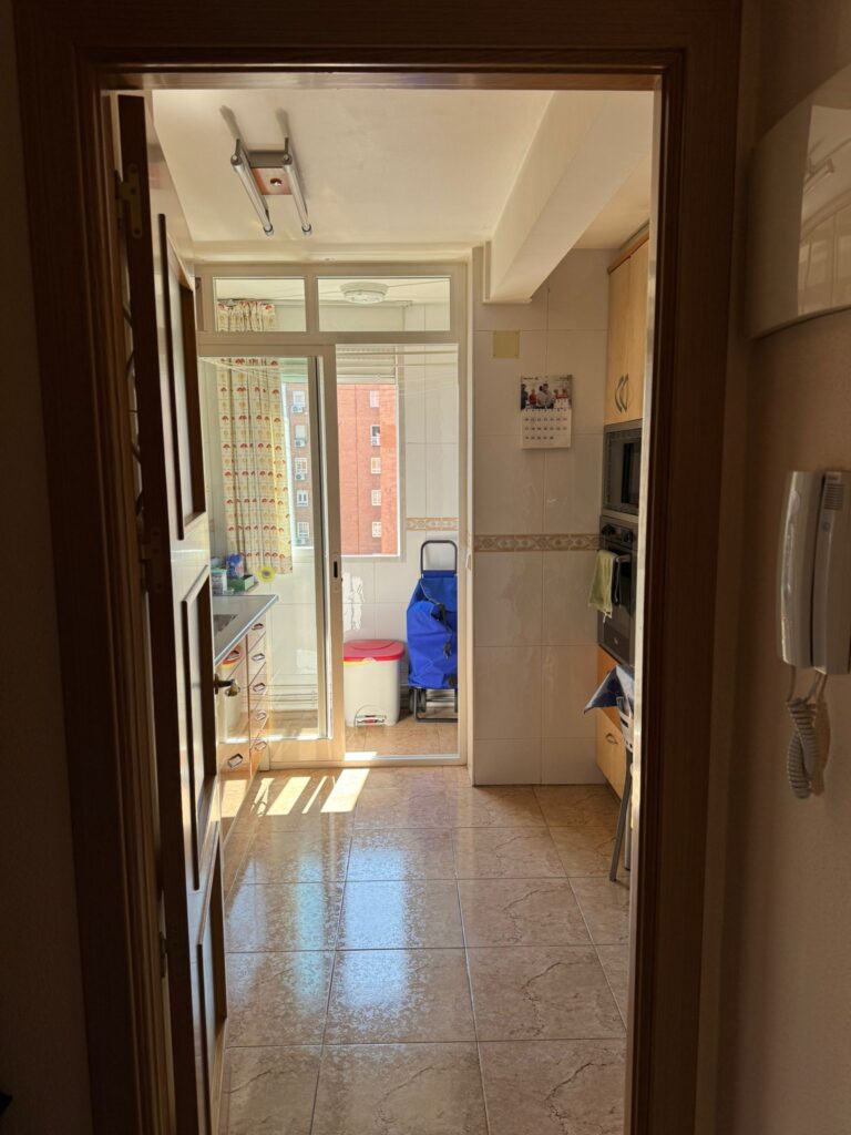 Cocina desde hall